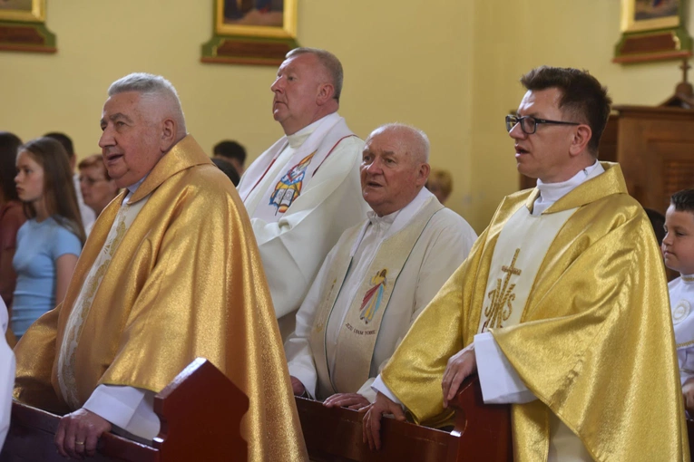 100 lat parafii NSPJ w Gródku k. Grybowa