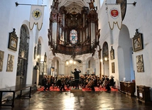 Smyczki i organy - w Oliwie wystartował najstarszy, europejski festiwal organowy 