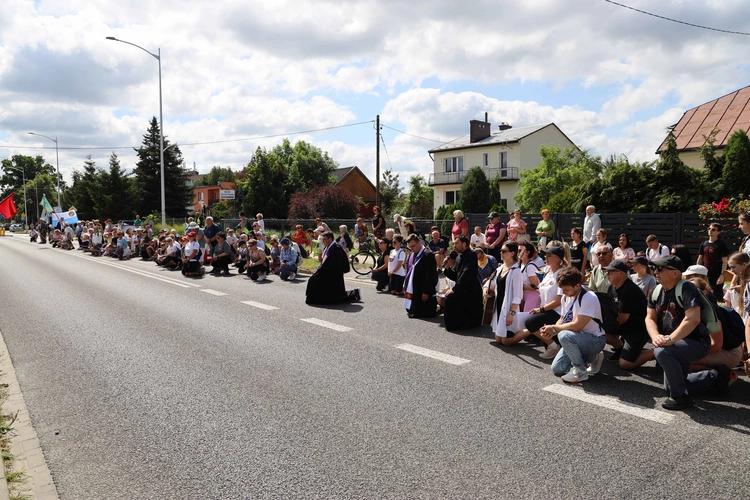 205. Pielgrzymka ze Staszowa do Sulisławic