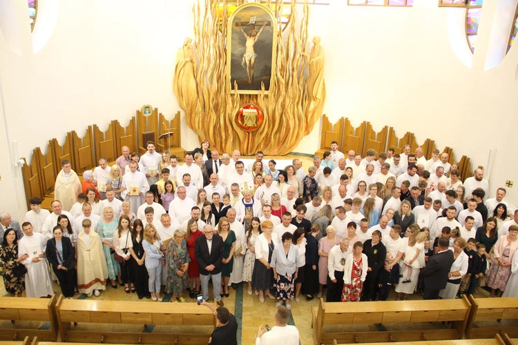 Tarnów. Błogosławieństwo nadzwyczajnych szafarzy Komunii św. 2025