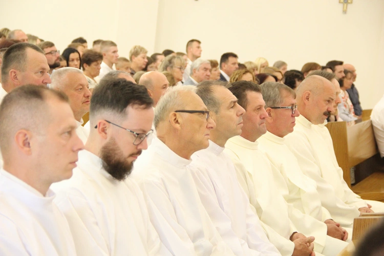 Tarnów. Błogosławieństwo nadzwyczajnych szafarzy Komunii św. 2025