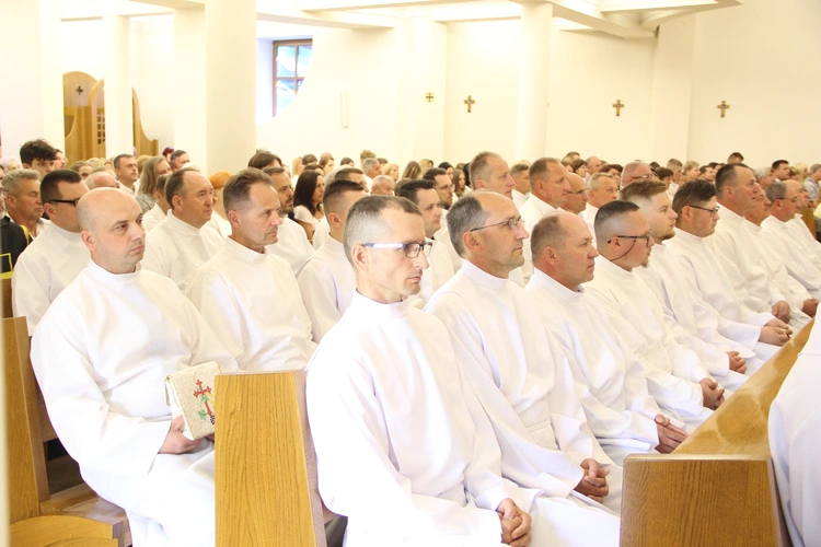 Tarnów. Błogosławieństwo nadzwyczajnych szafarzy Komunii św. 2025