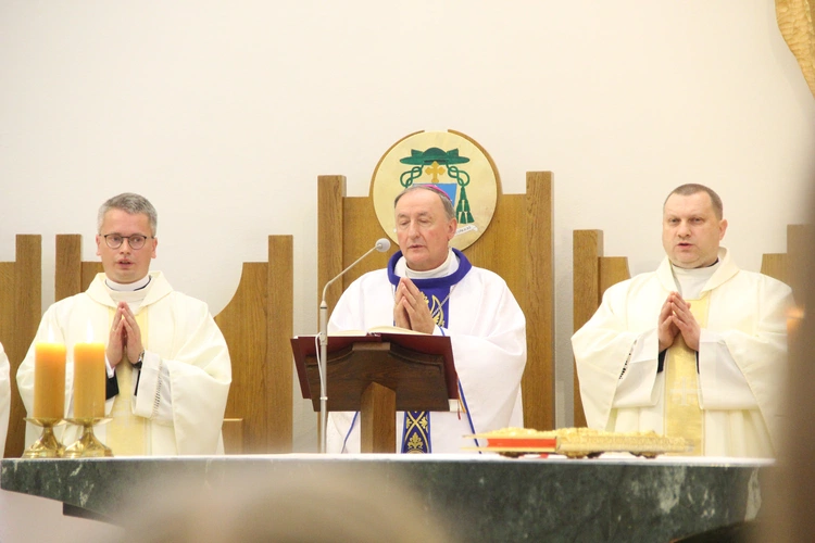 Tarnów. Błogosławieństwo nadzwyczajnych szafarzy Komunii św. 2025