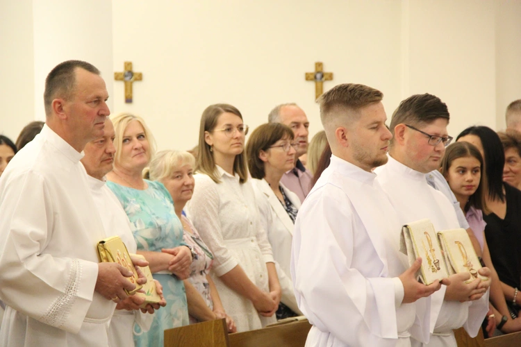 Tarnów. Błogosławieństwo nadzwyczajnych szafarzy Komunii św. 2025