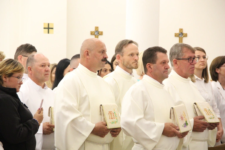 Tarnów. Błogosławieństwo nadzwyczajnych szafarzy Komunii św. 2025
