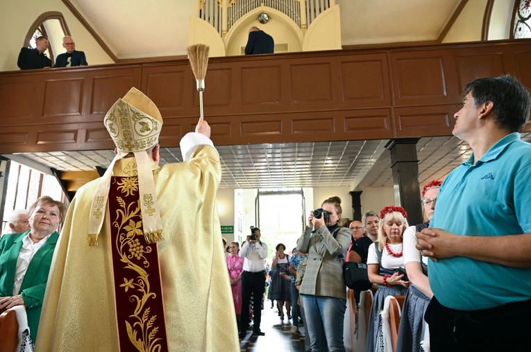 Błogosławieństwo organów w Łęgach