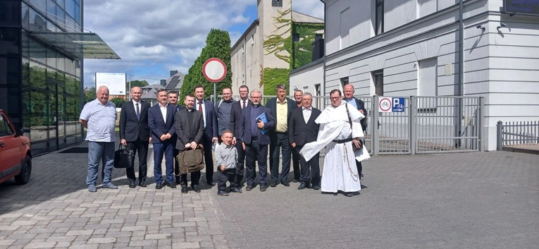 Między Białą a Janowem