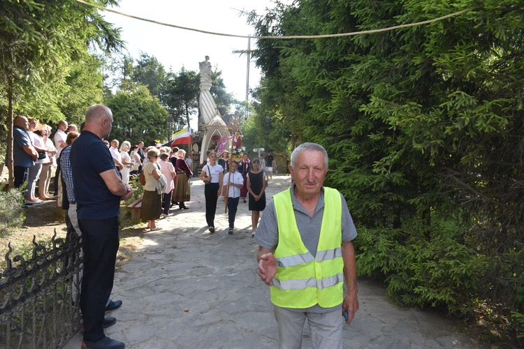 Sztandar Arcybractwa NSPJ w Marcinkowicach