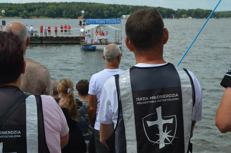 Msza św. na wodzie w Rybniku