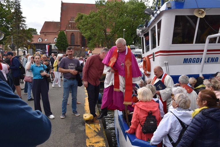 Pielgrzymka morska do Pucka