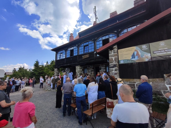 Msza, schronisko i gondola