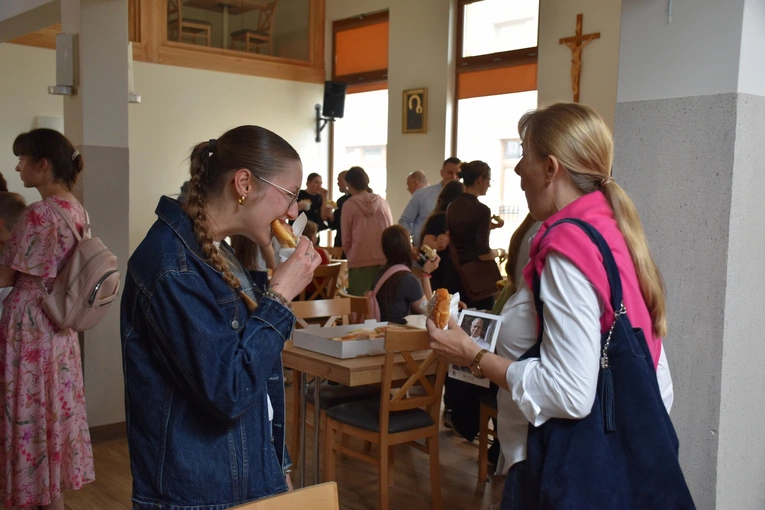 Diecezjalne posłanie młodych - agapa