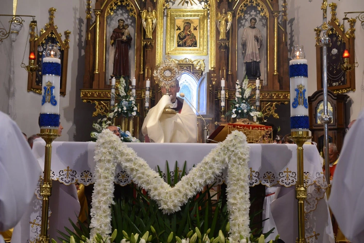 100 lat parafii w Czarnej