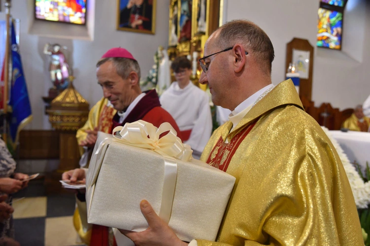 100 lat parafii w Czarnej