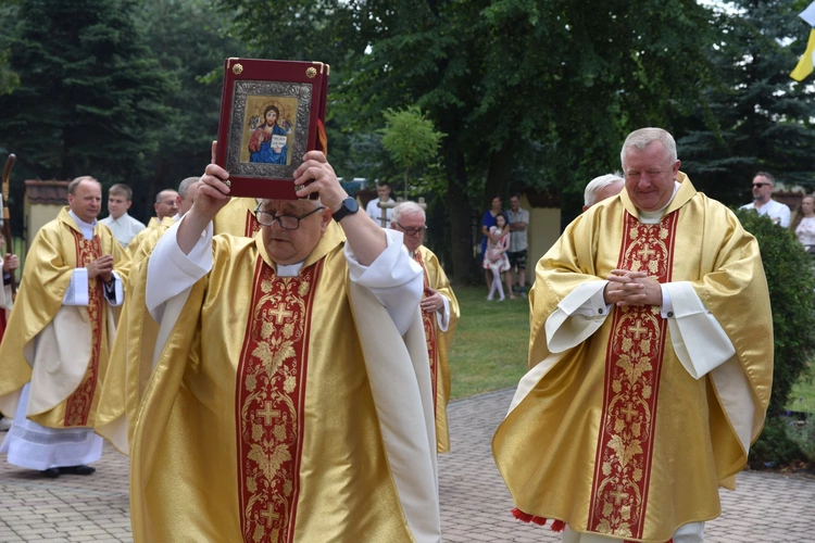 100 lat parafii w Czarnej