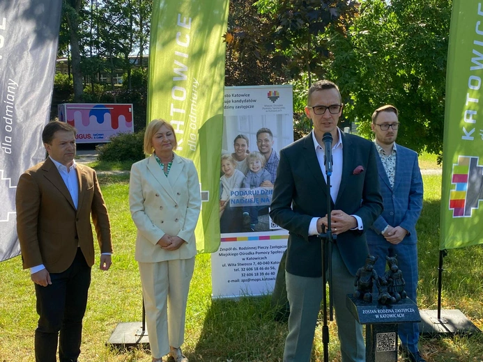 Katowice. Prywatna opieka medyczna dla dzieci z rodzin zastępczych