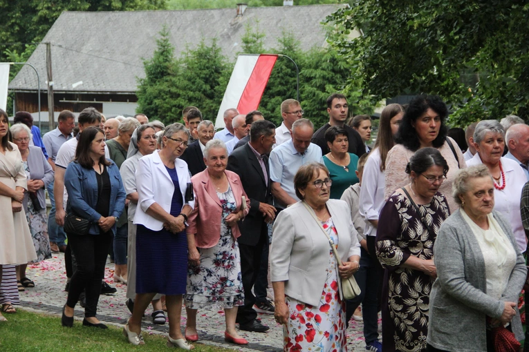 Jurków. 100-lecie parafii i prymicje bp. Jerzego Kołodzieja