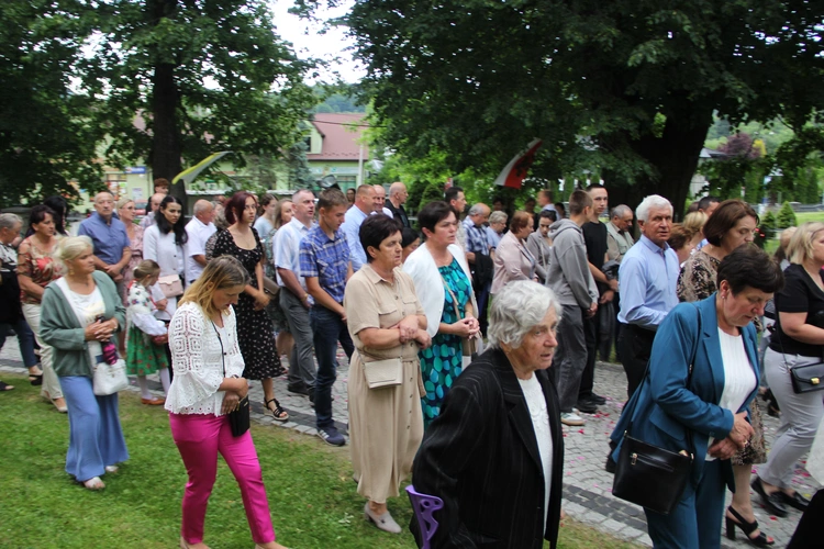 Jurków. 100-lecie parafii i prymicje bp. Jerzego Kołodzieja