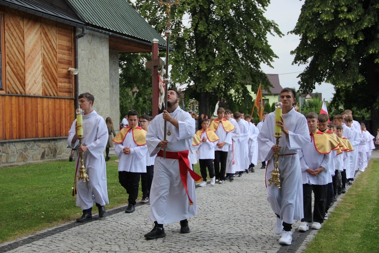 Jurków. 100-lecie parafii i prymicje bp. Jerzego Kołodzieja