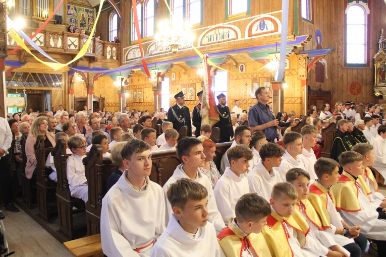 Jurków. 100-lecie parafii i prymicje bp. Jerzego Kołodzieja