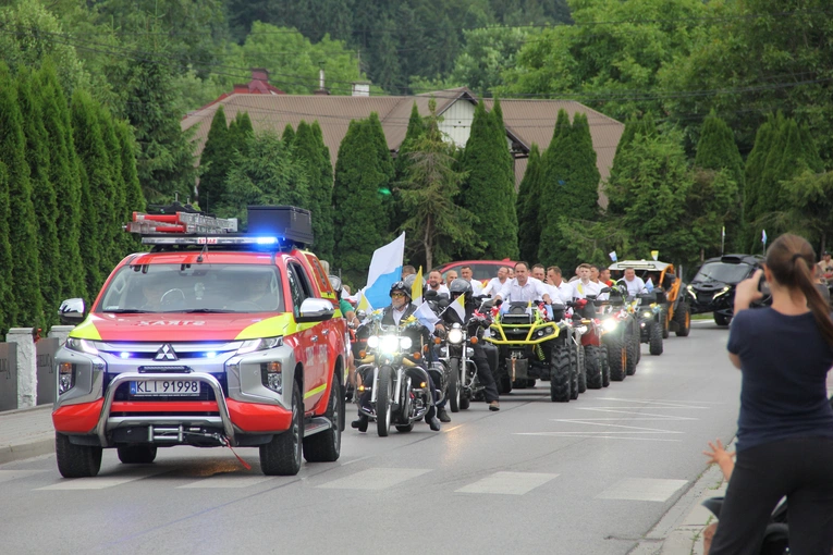 Jurków. 100-lecie parafii i prymicje bp. Jerzego Kołodzieja