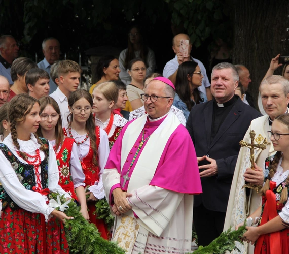 Jurków. 100-lecie parafii i prymicje bp. Jerzego Kołodzieja