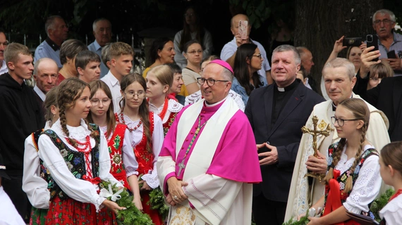 Jurków. 100-lecie parafii i prymicje bp. Jerzego Kołodzieja