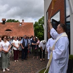 Poświęcenie urządzenia AED w Warzenku
