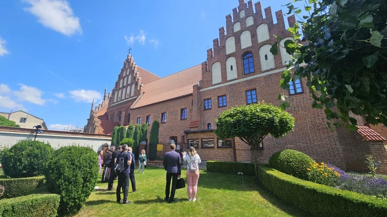 Odnowiono prezbiterium i kaplicę adoracji 