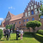 Odnowiono prezbiterium i kaplicę adoracji 