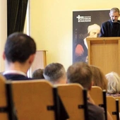 „Mysterium fascinans” każdego roku gromadzą ok. 200 osób, które chcą pogłębić rozumienie i przeżywanie liturgii.