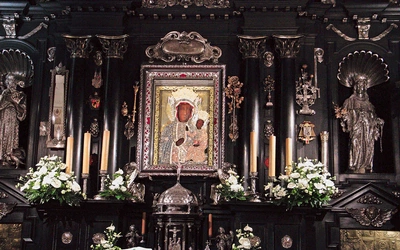 Ktoś musiał bardzo prosić Maryję,  by pomogła Joasi odnaleźć właściwą  ścieżkę życia… 