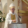 Abp Galbas w czasie głoszenia homilii.