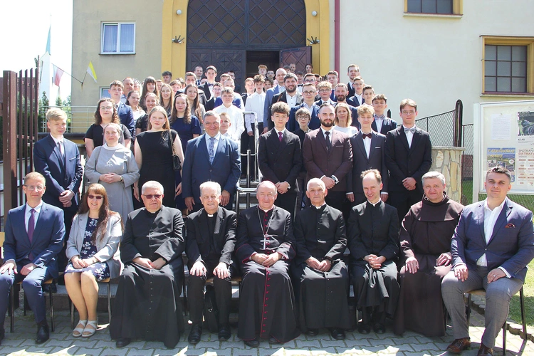 Uczestnicy obchodów 60-lecia DSO.