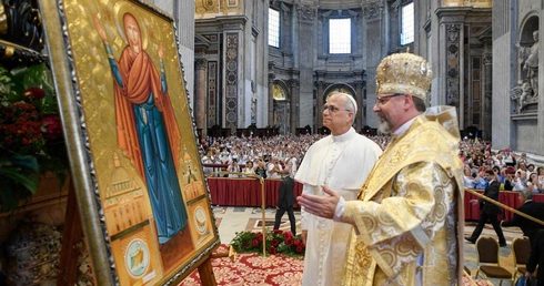 Leon XIV: na Ukrainie moc Boga objawia się pośród gruzów zniszczenia