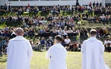 Polska młodzież ma w czym wybierać - bogata oferta wakacyjnych wydarzeń religijnych