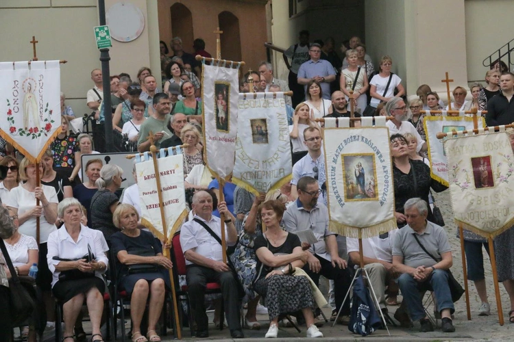 Razem z Maryją