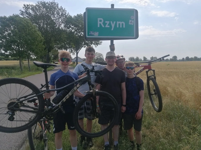 Gniezno, Paryż i Rzym jednego dnia
