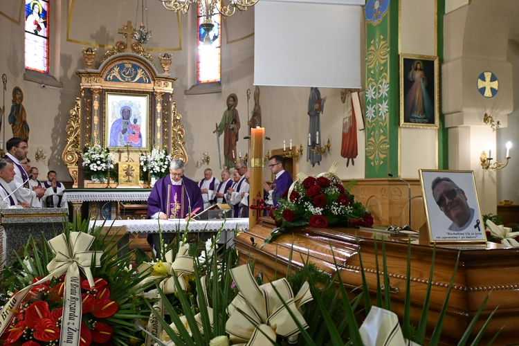 Pogrzeb wieloletniego organisty z Czarnego Dunajca