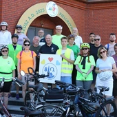 Pielgrzymi wyruszyli sprzed kościoła Matki Bożej Częstochowskiej.