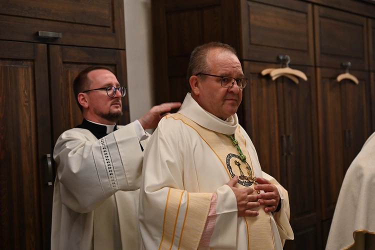 Sakra afrykańskiego biskupa - cz. 1