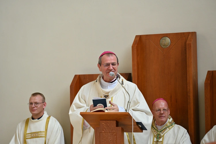 Sakra afrykańskiego biskupa - cz. 1