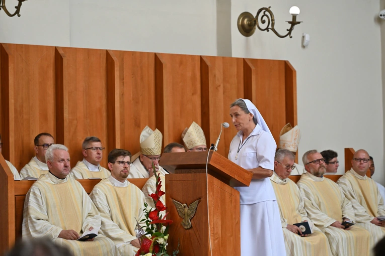 Sakra afrykańskiego biskupa - cz. 1