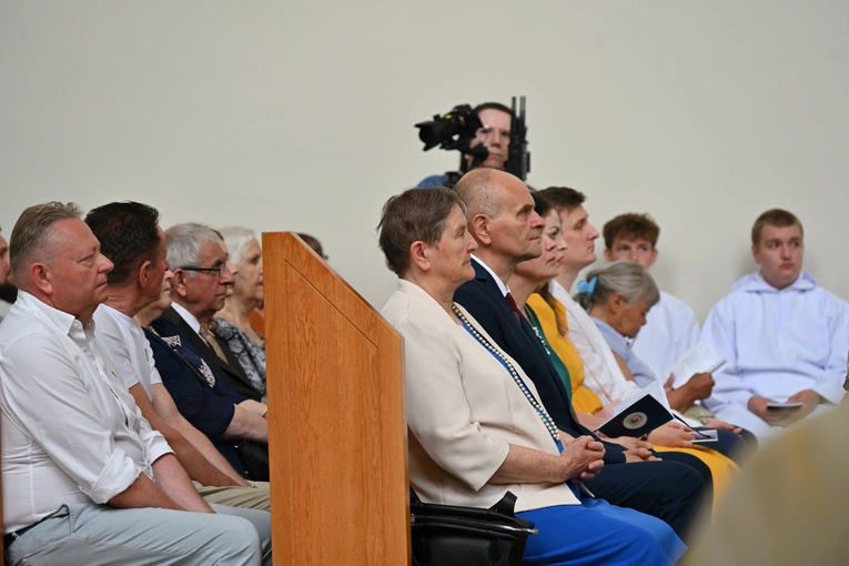 Sakra afrykańskiego biskupa - cz. 1