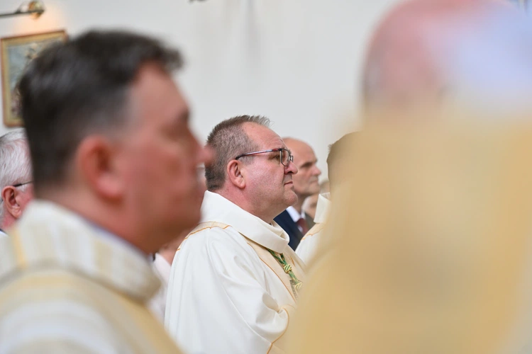 Sakra afrykańskiego biskupa - cz. 1