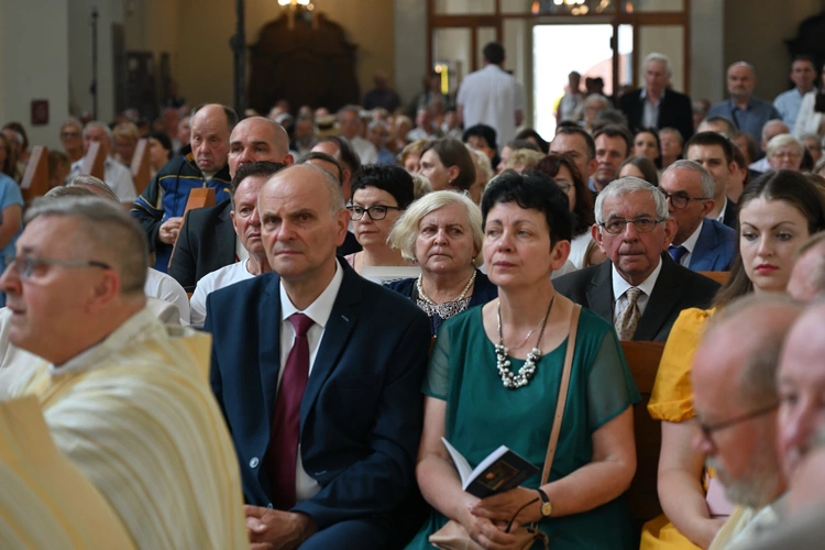Sakra afrykańskiego biskupa - cz. 2