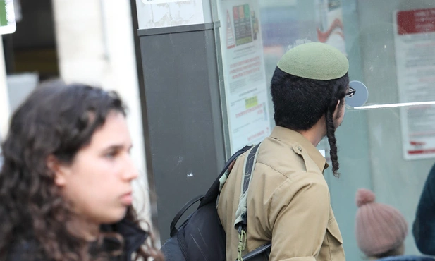 Izrael: Armia wezwie do służby 54 tys. ultraortodoksów