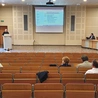 Zajęcia pierwszego roku Studium Wiary będą odbywać się w Centrum Edukacyjnym Jana Pawła II w Gliwicach – przestrzeni wielu spotkań i konferencji.