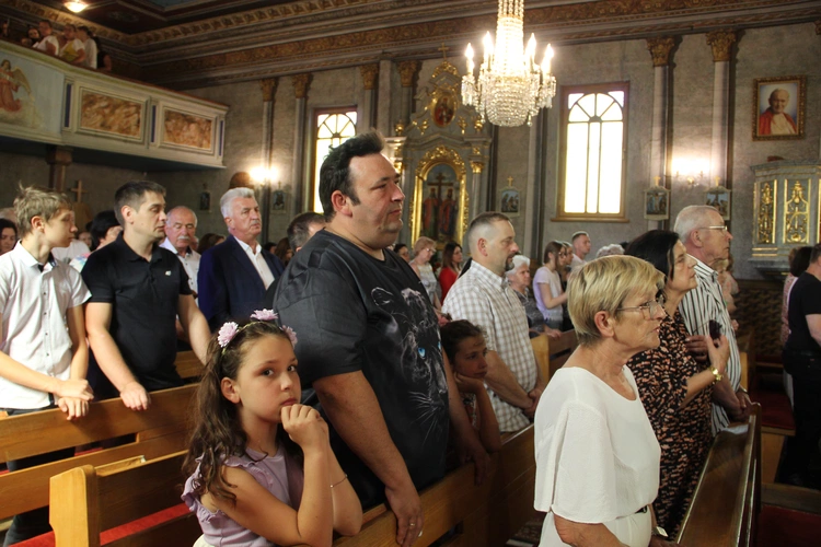 Wierchomla. Poświęcenie odnowionego wnętrza kościoła