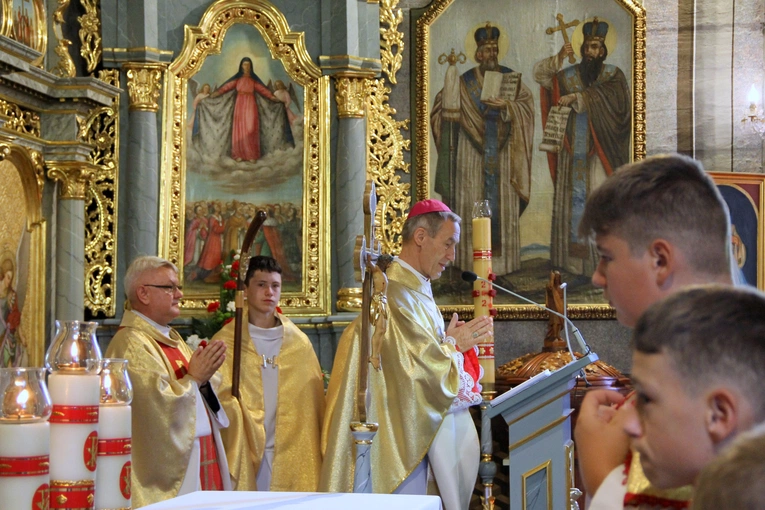 Wierchomla. Poświęcenie odnowionego wnętrza kościoła